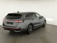 Neu VW Passat R-line 193 PS (141 kW) 2026 Diabasgrau metallic Kombi