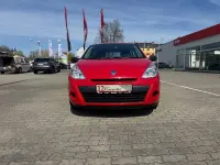 Gebraucht Renault Clio III 75 PS (55 kW) 2012 Rot Kleinwagen