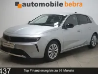 Usado Opel Astra Elegance 131 HP (96 kW) 2023 Prateado Sedan