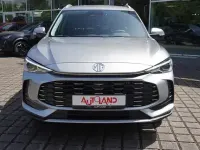 Neu MG ZS Luxury 197 PS (144 kW) 2026 Cosmicsilbermet. SUV