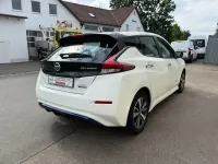 Gebraucht Nissan Leaf Acenta 110 kW (150 PS) 2018 Weiß Kleinwagen