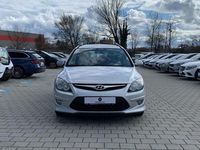 Gebraucht Hyundai i30 Classic 116 PS (85 kW) 2011 Silber Limousine