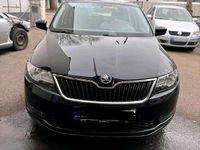 Gebraucht Skoda Rapid 95 PS (69 kW) 2018 Schwarz Kleinwagen