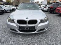 Gebraucht BMW 318 143 PS (105 kW) 2010 Silber Kombi