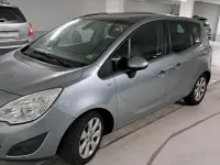 Gebraucht Opel Meriva 2011 Silber Van / Kleinbus