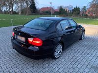 Gebraucht BMW 320 150 PS (110 kW) 2005 Schwarz Limousine