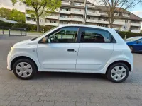 Gebraucht Renault Twingo Life 71 PS (52 kW) 2016 Weiß Kleinwagen