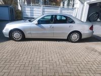 Gebraucht Mercedes E280 231 PS (169 kW) 2006 Silber Limousine
