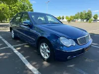 Gebraucht Mercedes C200 163 PS (119 kW) 2002 Blau Limousine