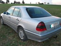 Gebraucht Mercedes C200 136 PS (100 kW) 1998 Silber metallic Limousine