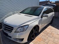 Gebraucht Mercedes R350 265 PS (194 kW) 2013 Weiß Van / Kleinbus