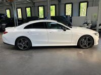 Gebraucht Mercedes CLS300 AMG line 245 PS (180 kW) 2019 Weiß Coupé