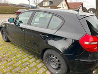Gebraucht BMW 116 122 PS (89 kW) 2010 Schwarz Kleinwagen