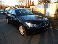 Gebraucht BMW 530 231 PS (169 kW) 2006 Schwarz metallic Kombi