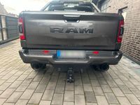 gebraucht Dodge Ram Laramie Night 360 Grad Bodylift voll wie neu Gas