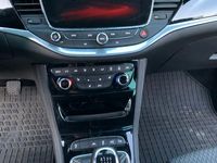 Gebraucht Opel Astra Innovation 160 PS (117 kW) 2017 Grau Kombi