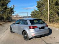 Gebraucht Audi A3 Sport 116 PS (85 kW) 2017 Silber Limousine