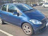 Gebraucht Mercedes A180 116 PS (85 kW) 2011 Blau Limousine