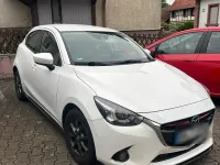 Gebraucht Mazda 2 90 PS (66 kW) 2016 Weiß Kleinwagen