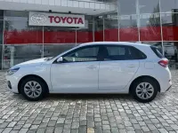 Gebraucht Hyundai i30 Pure 110 PS (80 kW) 2021 Weiß Limousine