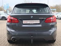 Gebraucht BMW 225 224 PS (164 kW) 2018 Grau SUV