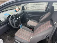 Gebraucht VW Fox 45 PS (33 kW) 2004 Schwarz Kleinwagen