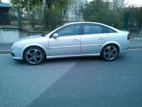 Gebraucht Opel Vectra Edition+ 150 PS (110 kW) 2007 Silber Limousine