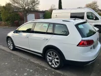 Używany VW Golf Alltrack 179 KM (131 kW) 2018 Biały Kombi
