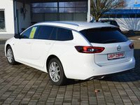 Gebraucht Opel Insignia Business 174 PS (127 kW) 2022 Weiß Kombi