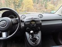 Usado Mazda 2 Sendo 84 HP (61 kW) 2014 Cinzento Citadino