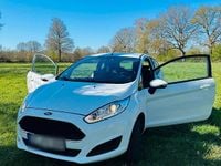 Second-hand Ford Fiesta 69 CP (50 kW) 2017 Alb Hatchback