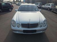 Gebraucht Mercedes E200 163 PS (119 kW) 2005 Silber Limousine