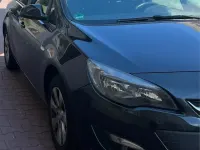 Gebraucht Opel Astra 140 PS (102 kW) 2015 Schwarz Limousine