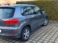Gebraucht VW Tiguan Trendline 150 PS (110 kW) 2015 Grau SUV