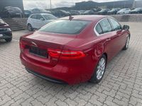 Gebraucht Jaguar XE Prestige 200 PS (147 kW) 2015 Rot Limousine