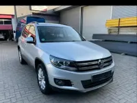 Gebraucht VW Tiguan 122 PS (89 kW) 2012 Grau SUV
