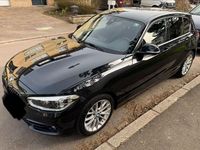 Gebraucht BMW 120 Sport Line 190 PS (139 kW) 2016 Schwarz Kleinwagen
