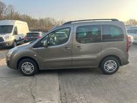 Gebraucht Peugeot Partner Tepee Allure 99 PS (72 kW) 2016 Braun Van / Kleinbus