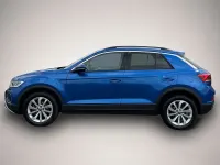 Gebraucht VW T-Roc Life 150 PS (110 kW) 2025 Ravennablau SUV