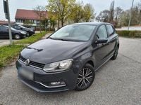 Usado VW Polo Allstar 90 HP (66 kW) 2017 Cinzento Citadino