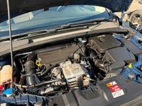 Gebraucht Ford Focus 125 PS (91 kW) 2014 Blau Kombi