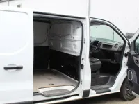 Gebraucht Renault Trafic 120 PS (88 kW) 2015 Weiß Van / Kleinbus