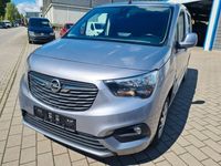 Gebraucht Opel Combo 131 PS (96 kW) 2019 Kontrast grau/quarz silber Van / Kleinbus