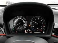 Gebraucht BMW X1 Sport Line 150 PS (110 kW) 2018 Grau metallic SUV