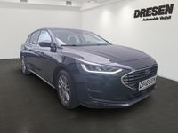 Używany Ford Focus Titanium 125 KM (91 kW) 2023 Czarny Sedan/Limuzyna