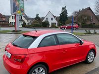 Gebraucht Audi A1 85 PS (62 kW) 2011 Rot Kleinwagen