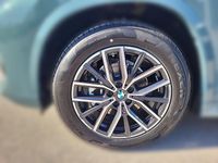 Neu BMW iX1 M Sport 203 kW (277 PS) 2026 Cape york grün SUV