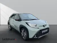 Gebraucht Toyota Aygo X X-plore 72 PS (52 kW) 2024 Gruen SUV