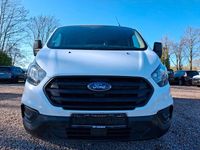 Gebraucht Ford 300 Trend 105 PS (77 kW) 2018 Weiß Van / Kleinbus