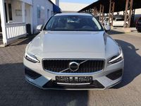 Gebraucht Volvo V60 Core 197 PS (144 kW) 2024 Vapour grey Kombi